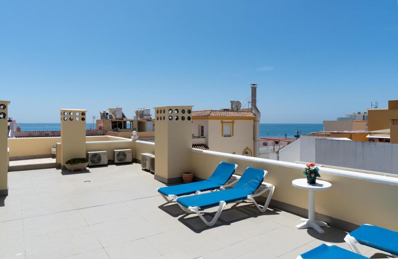 Apartamentos Leonor Carihuela Torremolinos Exterior photo